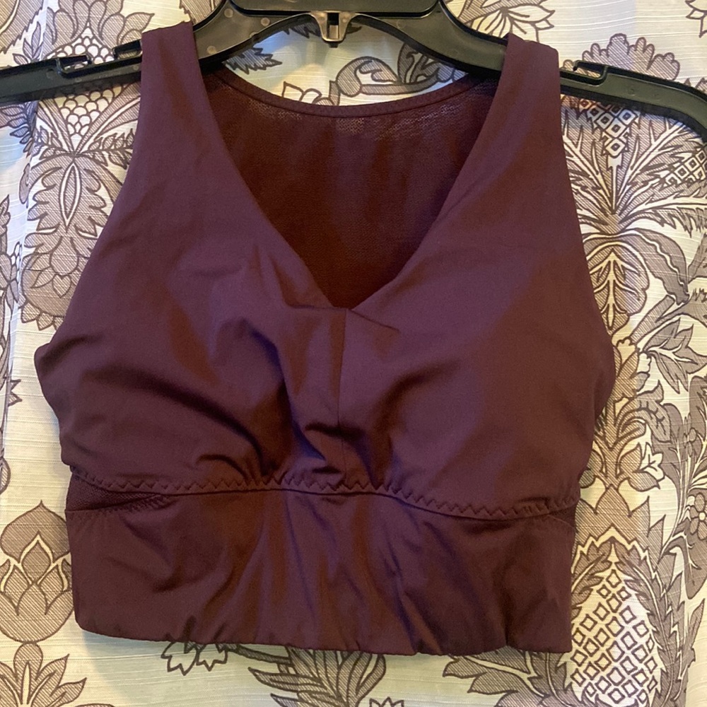 🛑NEVER WORN🛑 Sports bra